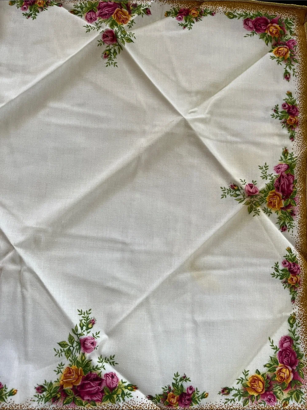 Vtg Royal Albert Old Country Roses Gold Trim Napkins Set Of 4 Unused *READ*